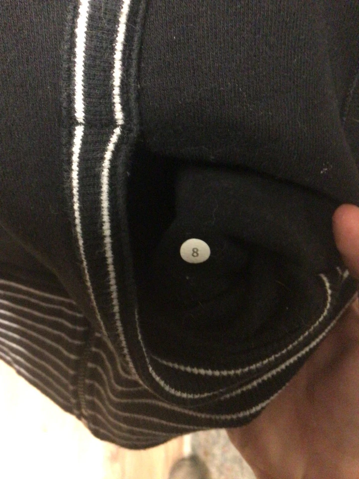 Lululemon Athletica Ladies Black/White Ladies Zip Up Scuba Hoodie - Size 8 - Image 2 of 4