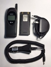 NOKIA 6162i CELL PHONE W/BATTERY, CHARGER  CAR CHARGER - VERY RARE COLLECTIBLE