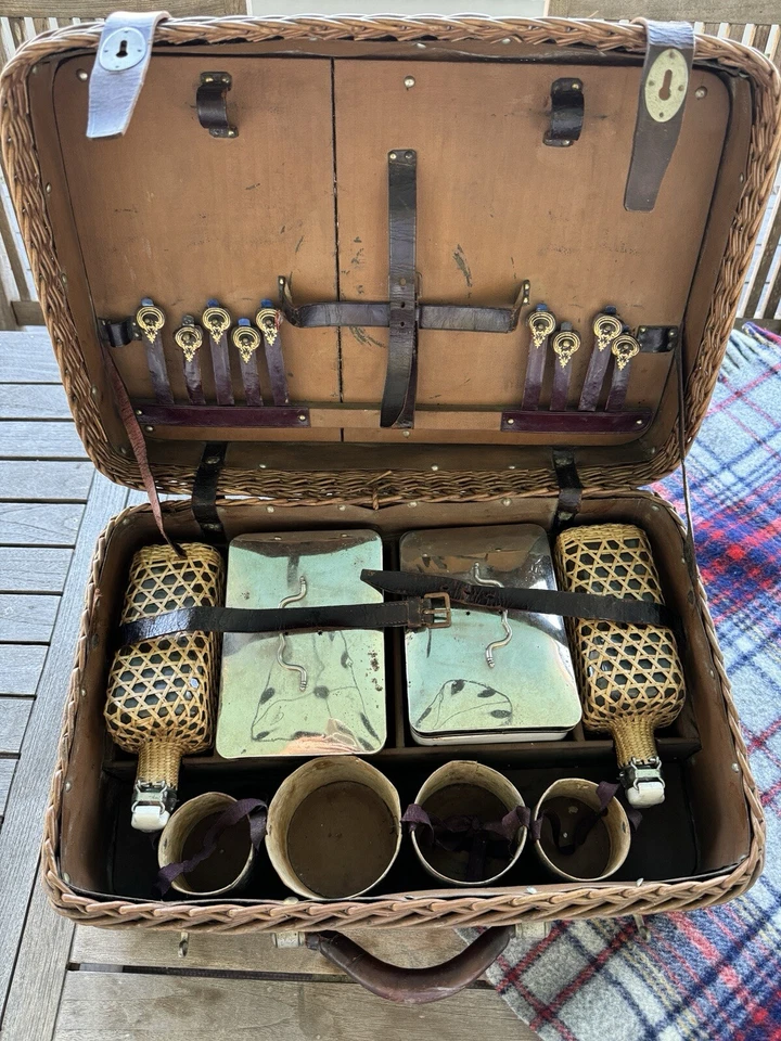 Antique Wicker Picnic Basket Automobile Late 19th Century 5 Items Inside As Is‼️ - Image 2 of 4