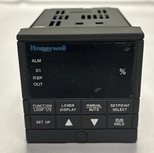 HONEYWELL,DC330B-K0-000-10-000000-00-0,TEMPERATURE CONTROLLER
