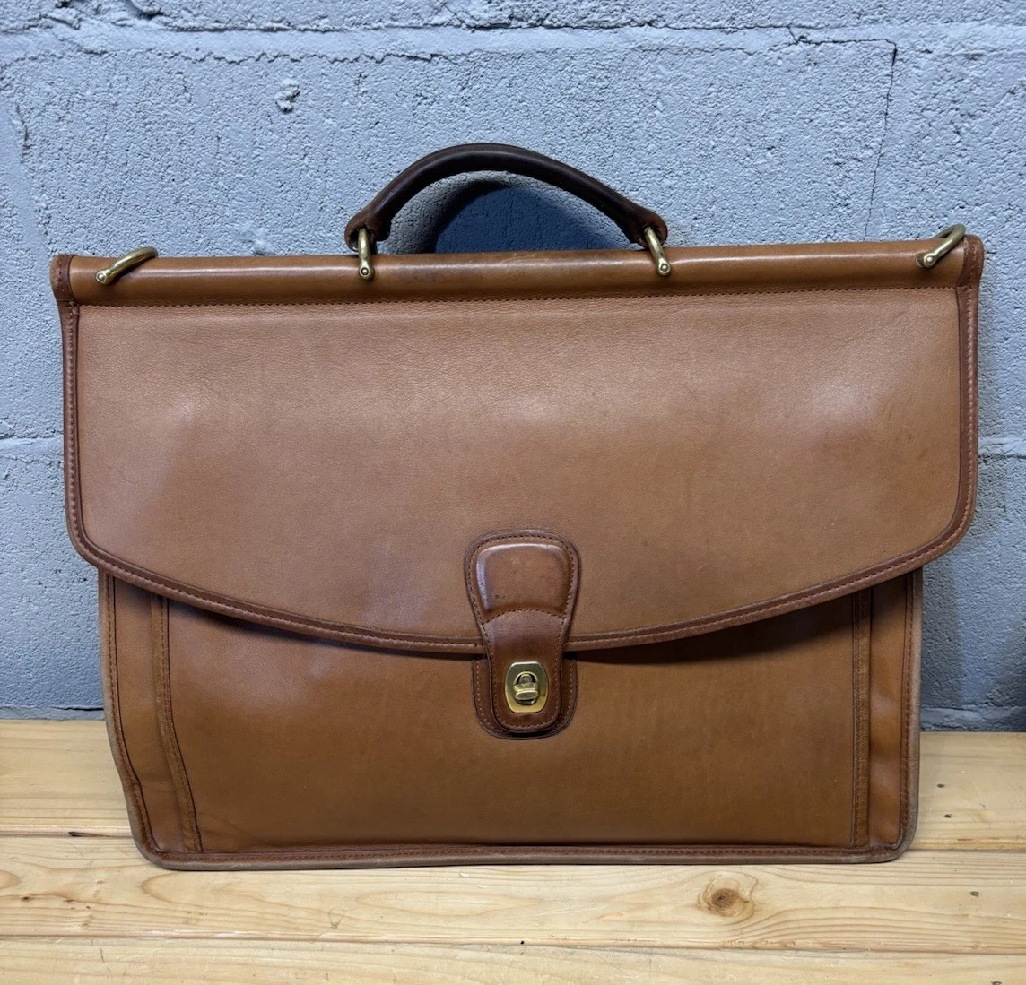 バッグ jima Coach Vtg 90's British Tan Leather 5266 Messenger Briefcase