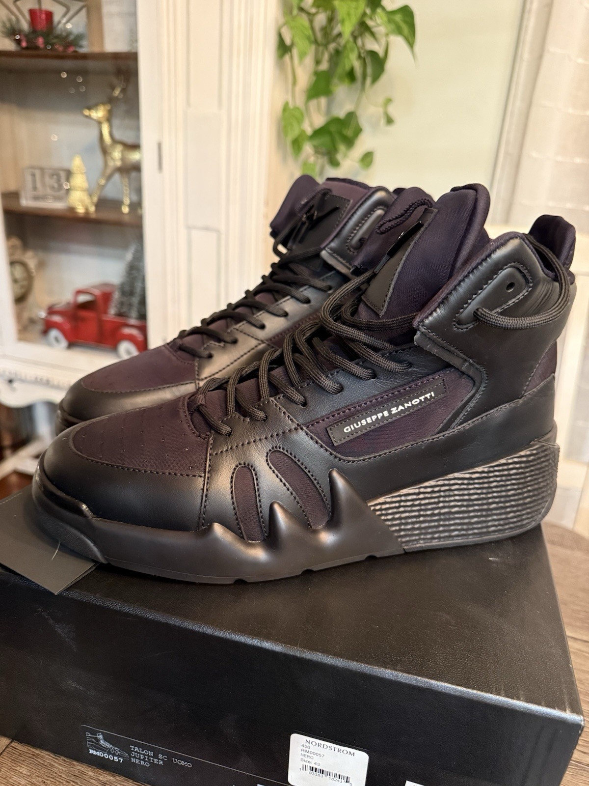 Giuseppe Zanotti Talon High Top Sneakers Nero Black RM00057 Size 43 New