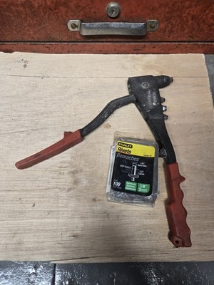 Vintage Central Forge Hand Riveter #910 Made In USA With Rivets