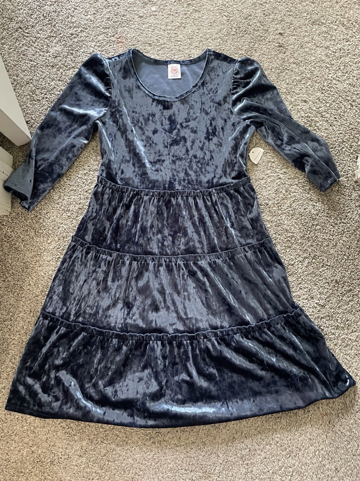 Picture 1 of 3