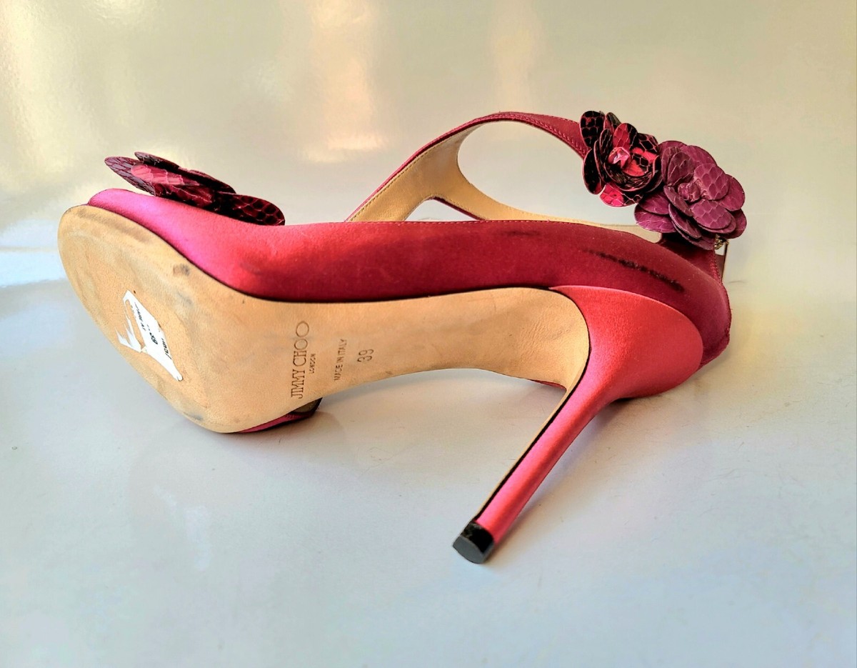 Jimmy Choo フラワーパンプス　新品39 Jimmy Choo フラワーパンプス 新品39 JIMMY CHOO pink red satin