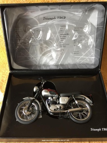 Moto Minichamps Triumph TR6 R (1961) 1:12 Edición limitada - Imagen 12 de 12
