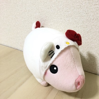 hello kitty pig plush