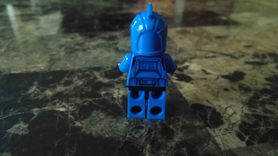 LEGO Star Wars Senate Commando Minifigure Sw0244 From Set 8128 & 8039 Clone Wars - Image 2 of 2
