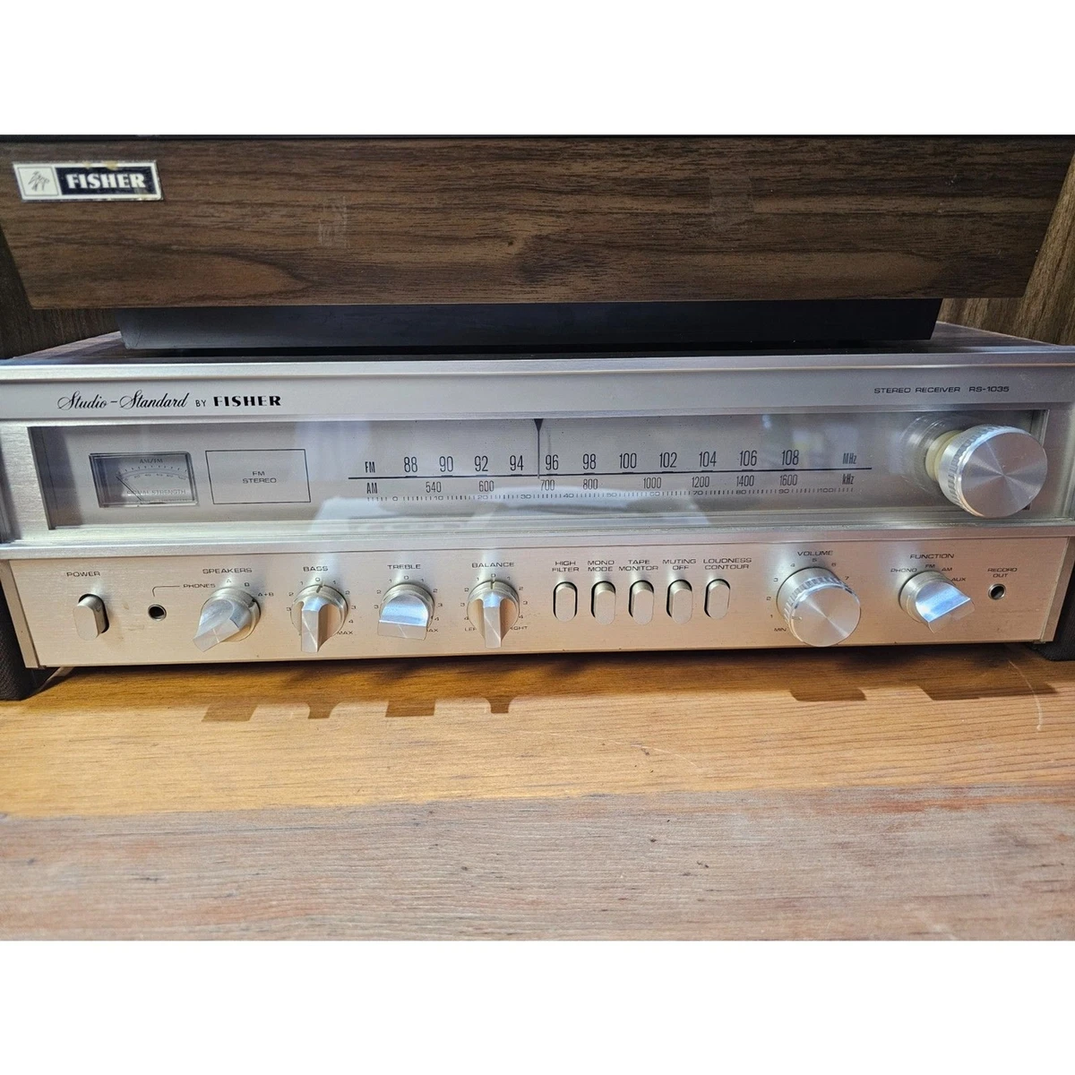 Radio Vintage Fisher R3M – 195W, 105-125V, Pour Pièces Détachées