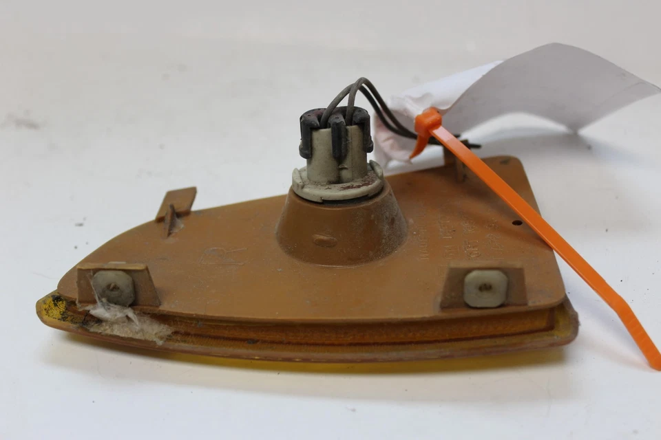 Luz esquina delantera derecha GM RH Chevrolet S10 Blazer 1994-97 (585) Foto 2 de 2