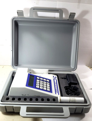 Macherey-Nagel Nanocolor 300D (Einstrahl-Filterphotometer) im Koffer mit Zubehör