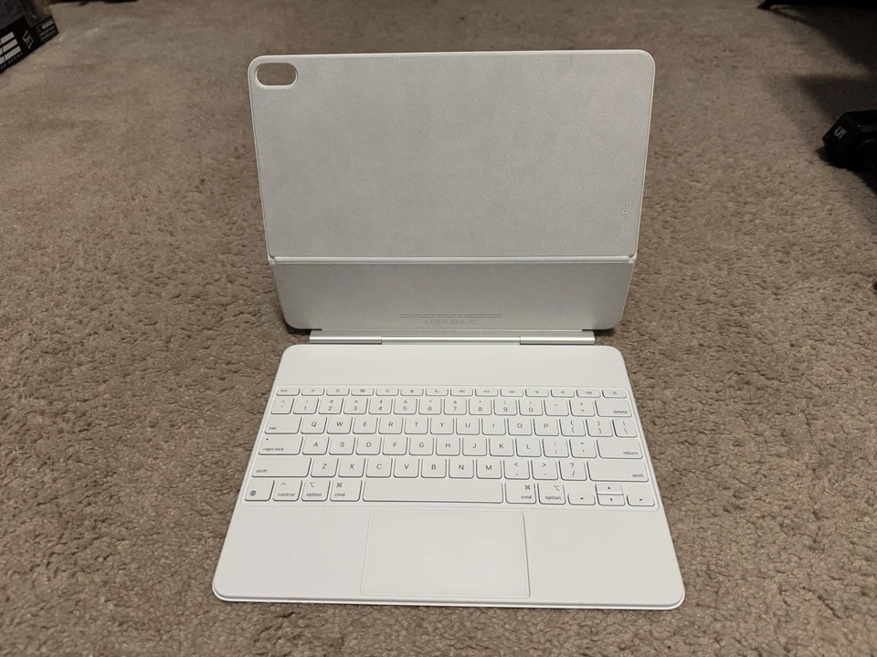 Apple Magic Keyboard:  iPad Air 13-inch (M2 and M3)  With Box Current Model  - Image 4 of 4