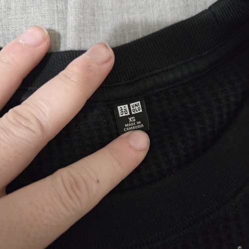UNIQLO Womens XS Waffle Long-Sleeve Crew-Neck Thermo Shirt Black Closet Staple - Picture 3 of 5