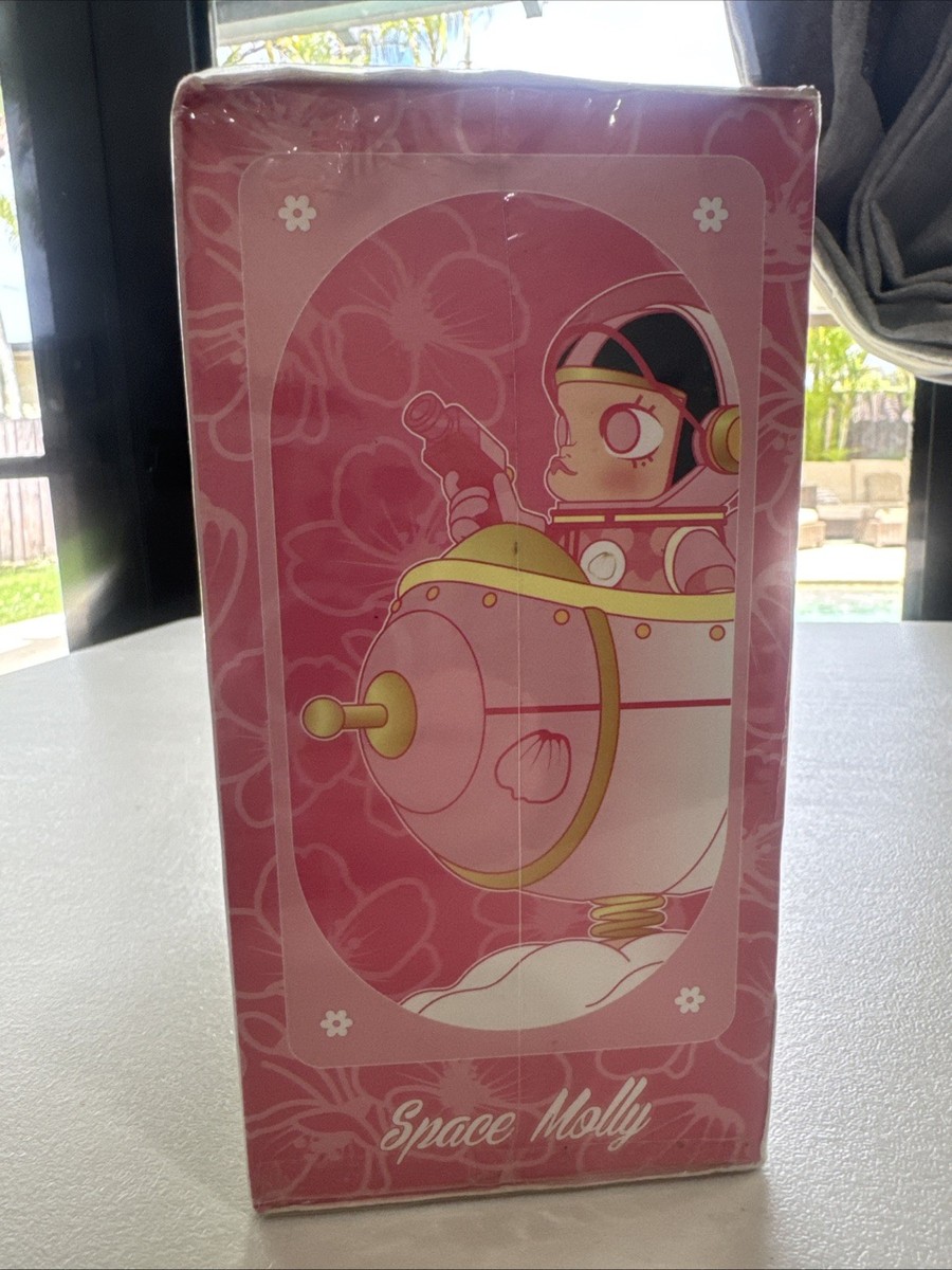 Authentic Pop Mart Mega Space Molly 100% Blooming-Sakura Japan