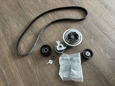 Gates KP15587XS Wasserpumpe + Zahnriemensatz für Citroën Peugeot Mazda Ford