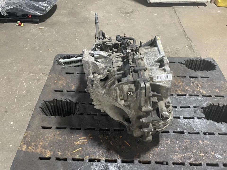 2014 HYUNDAI TUCSON GLS 2.0L FWD AUTOMATIC TRANSMISSION 216120 MILES - Image 3 of 4