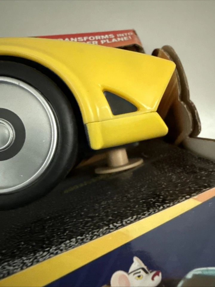 Danger Mouse Mark IV Danger Car Jazwares Amarillo Nuevo Precintado Foto 3 de 4