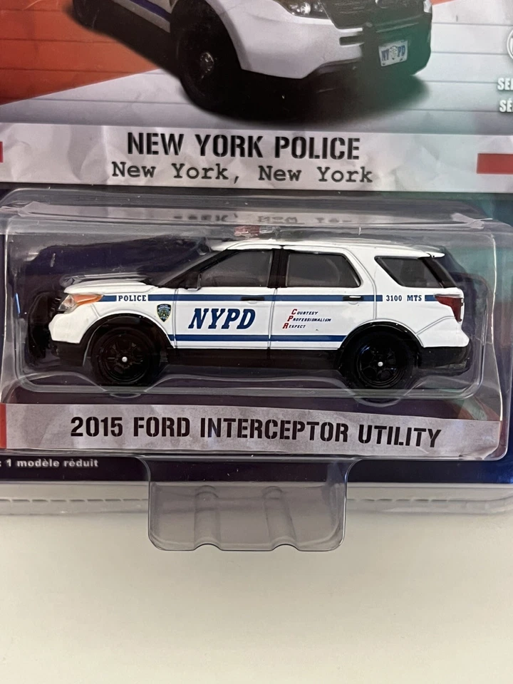 Greenlight NYPD 2015 Ford Interceptor Utility SUV Hot Pursuit 19 New York Police - Image 2 of 4