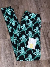 LuLaRoe OS Leggings St Patricks Day leprechauns on black background, new w tags