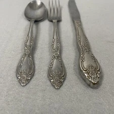 Oneida Stainless Flatware Silverware Floral 3 Piece Set Fork Spoon Knife