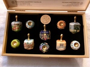 Set of Hand Painted Dreidels with Hanukkah Medal From IGCMC RARE
