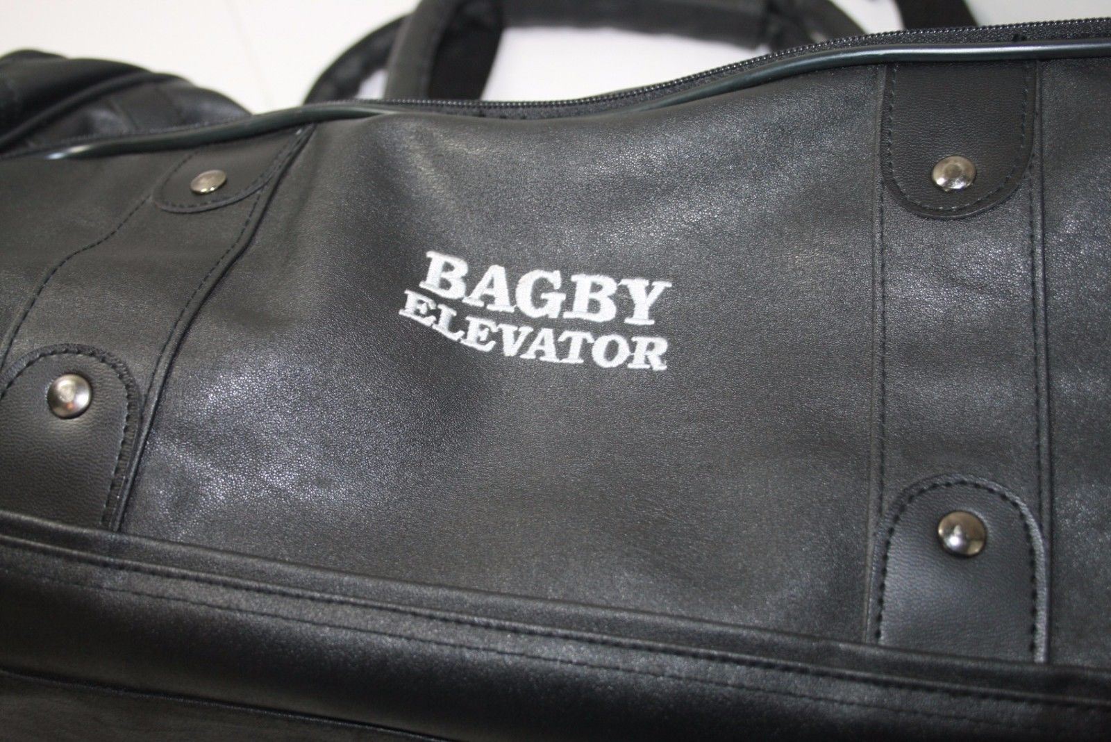 Rare Vintage Bagby Elevator Shoulder Duffle Bag / Beach Bag / Gym Bag / Carry-On image 2