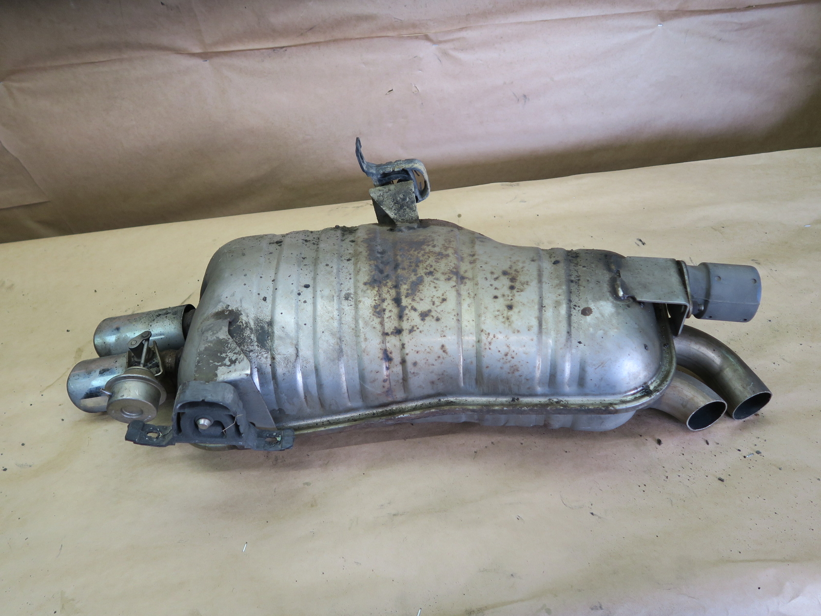Exhaust Rear Muffler Resonator W Flap M54 OEM Eberspacher BMW E46 