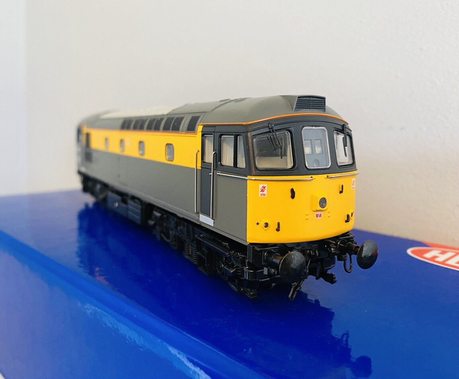 Picture 3 of 5