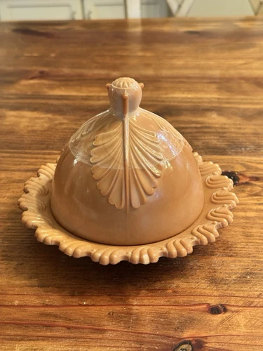 ANTIQUE GREENTOWN CHOCOLATE GLASS SLAG LEAF BRACKET COVERED BUTTER DISH