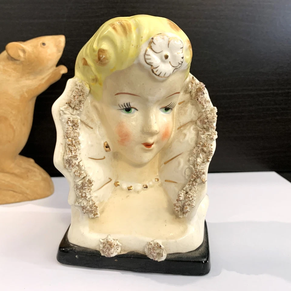Authentic UCAGCO JAPAN 50s Vintage - LADY w/ Fan Collar Porcelain Head Vase 12cm - image 2 of 4