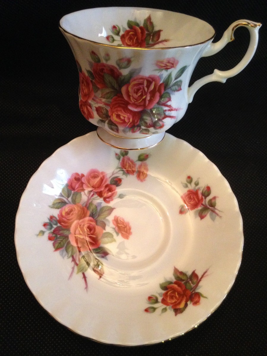 Royal Albert English Bone China Cup Saucer 