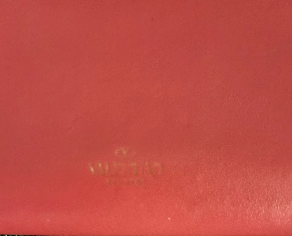 Cartera Larga VALENTINO Garavani Rock Tachuelas Cuero Cremallera Alrededor Rosa Foto 2 de 4