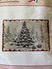 CHRISTMAS WINTER BARN SNOWY SCENE LATCH HOOK KIT DT2377 Size 60 X 40cm NEW