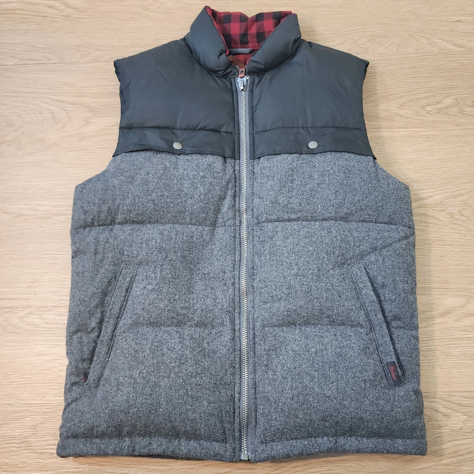 Woolrich Vest Mens Medium Wool Puffer Duck Down Gray Insulated Talon Zip Outdoor