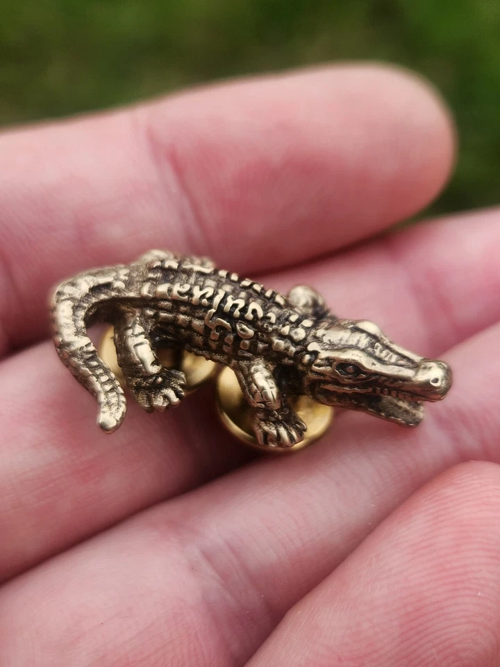 Alligator  Concho leather accessory bronze  bag jacket shoes belt cuff bracelet - Image 2 of 4