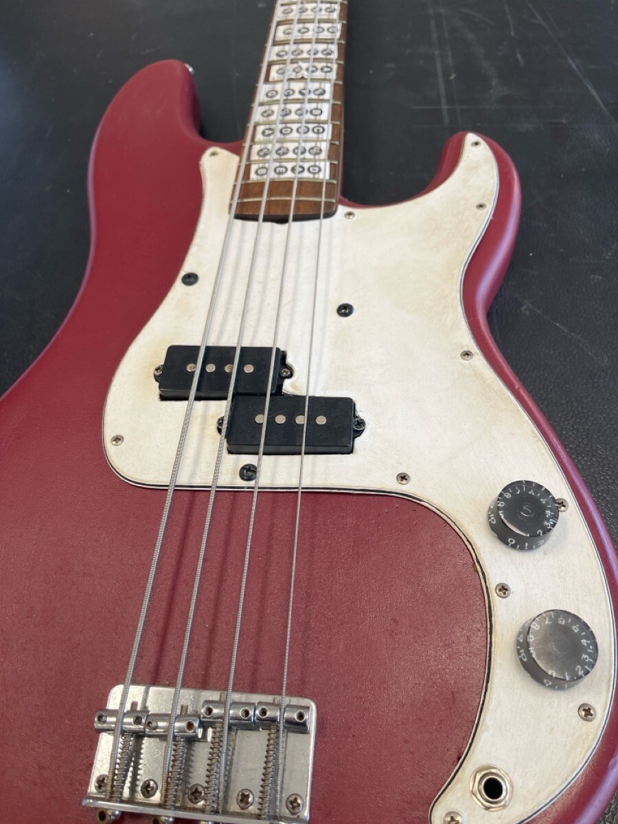 【ジャンク品】squier affinity precision bass Amazon.com: Squier Affinity Series Precision Bass, Lake