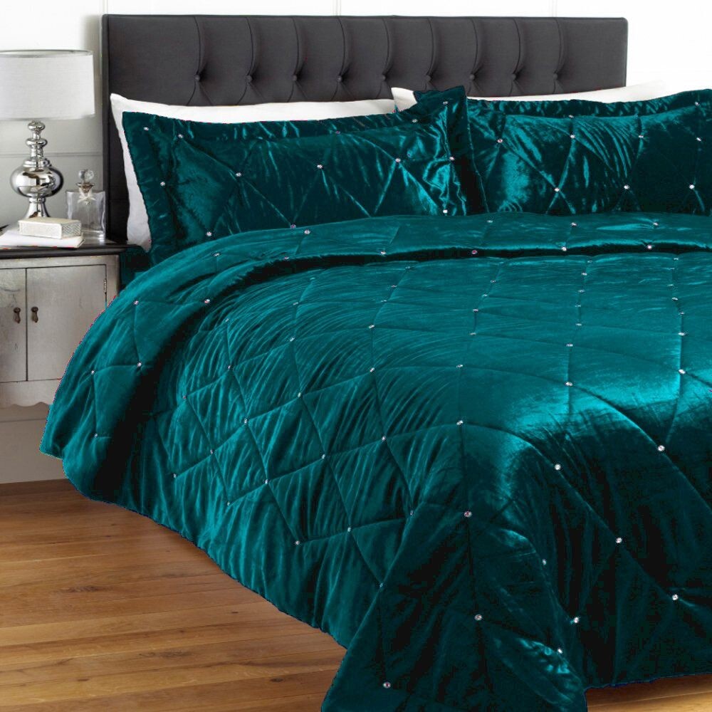 Modern Style 5 PC 17" D. Pkt Single Cyan Crystal Quilted Velvet Duvet