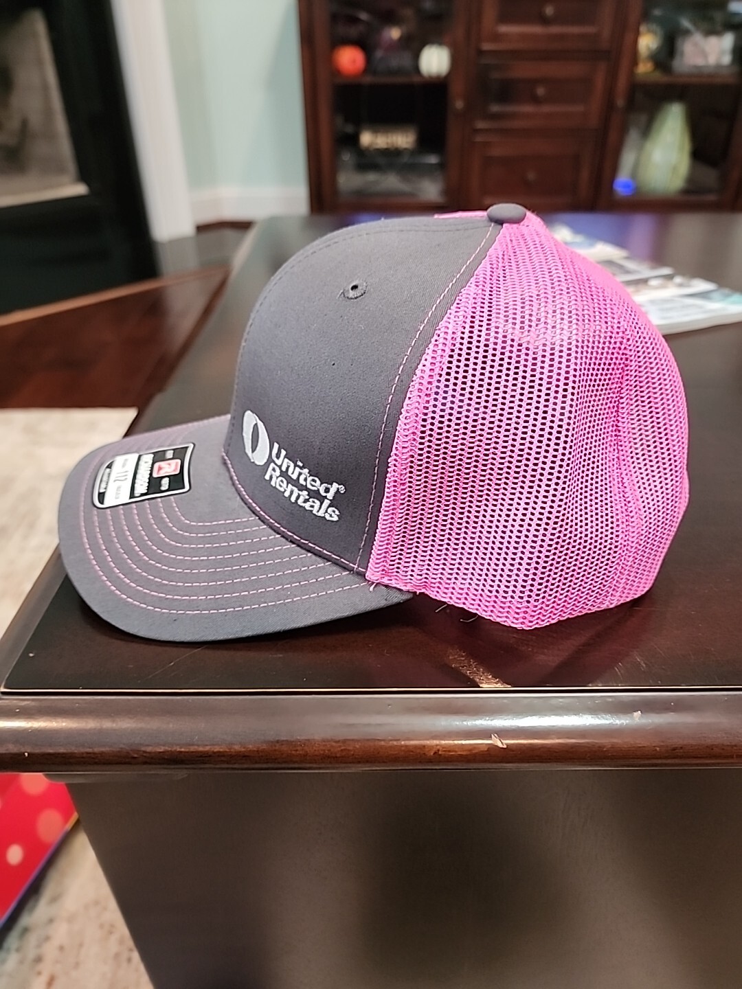 United Rentals Gray Pink Mesh Snapback Cap Trucker Baseball Hat Richardson NEW