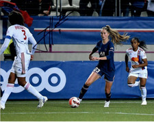 PSG Jordyn Huitema Autographed Signed 8x10 Photo COA #6