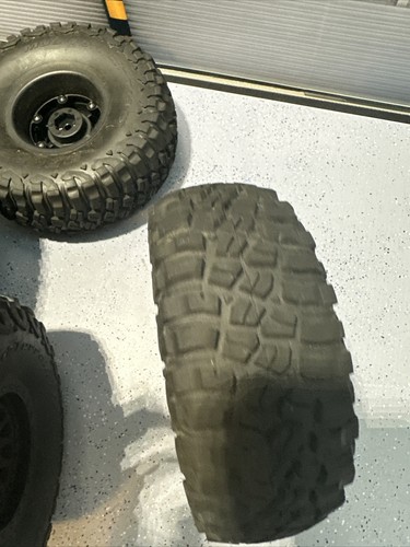 AXIAL SCX6 Jeep Wrangler Tires 17mm Hex Wheels w/ Caps - Picture 21 of 24