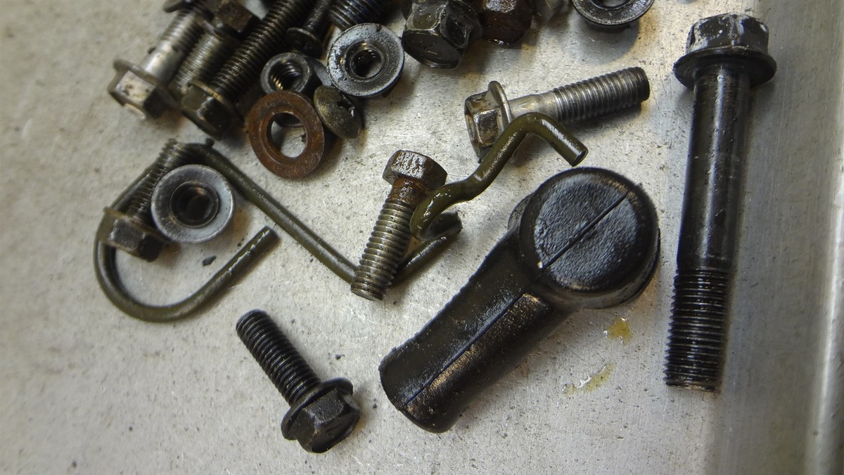 2002 Kawasaki ZZR1200 ZZR 1200 ZX1200C K428' misc parts and bolts