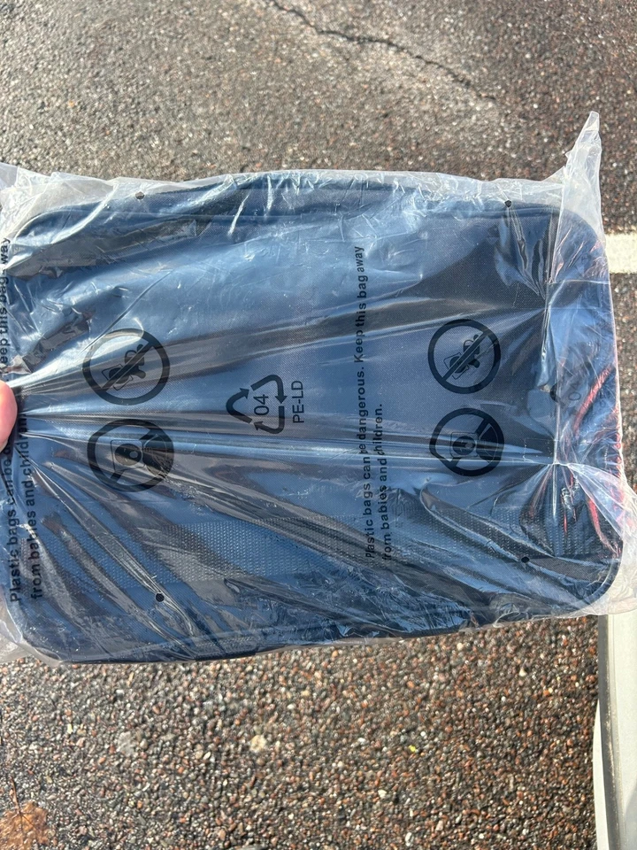 NUEVA BOLSA MENSAJERA HP ESSENTIAL H2W17AA 15.6" PORTÁTIL PORTÁTIL ESTUCHE DE TRANSPORTE CARTERA Foto 2 de 4