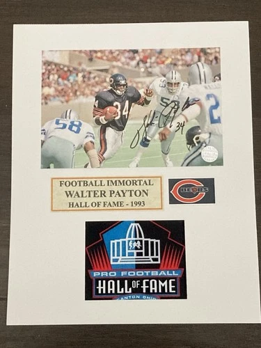 Walter Payton Signed Autographed 5x7 Photo In A 8x10 Matt, COA. HOF