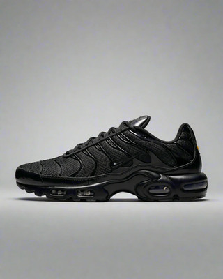 Nike Air Max Plus - Men's 'Triple Black' - 604133 050