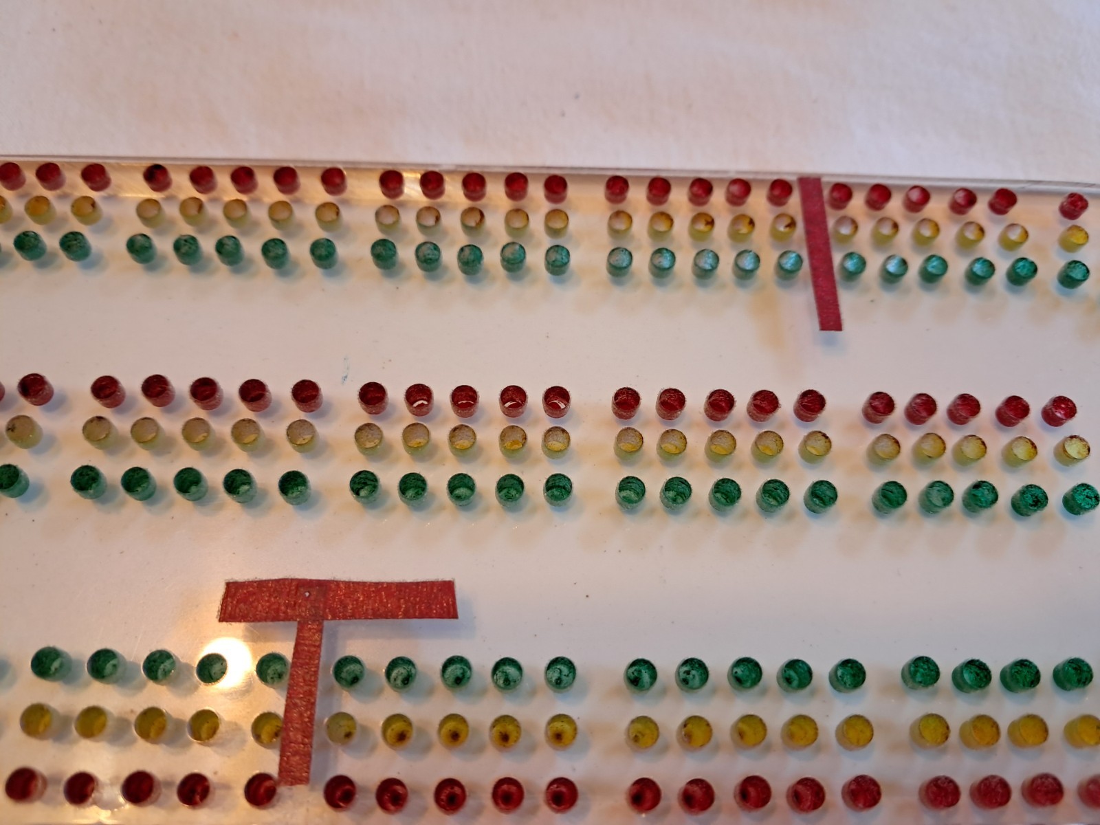 Vtg Hollywood Lucite Cribbage Board w/ Embedded Color Holes Mid Century Glam