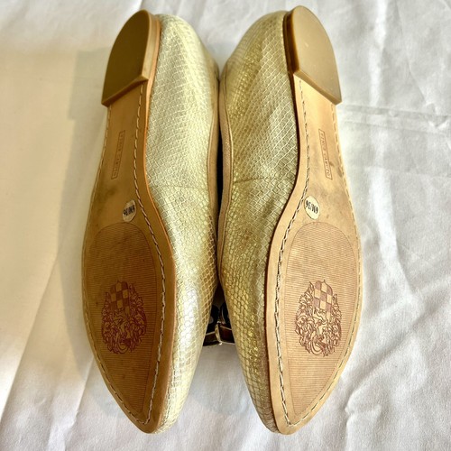 Vince Camuto Size 6 Ballet Flat Beige Tan Gold Embossed Leather Textured Shoes - Picture 9 of 13