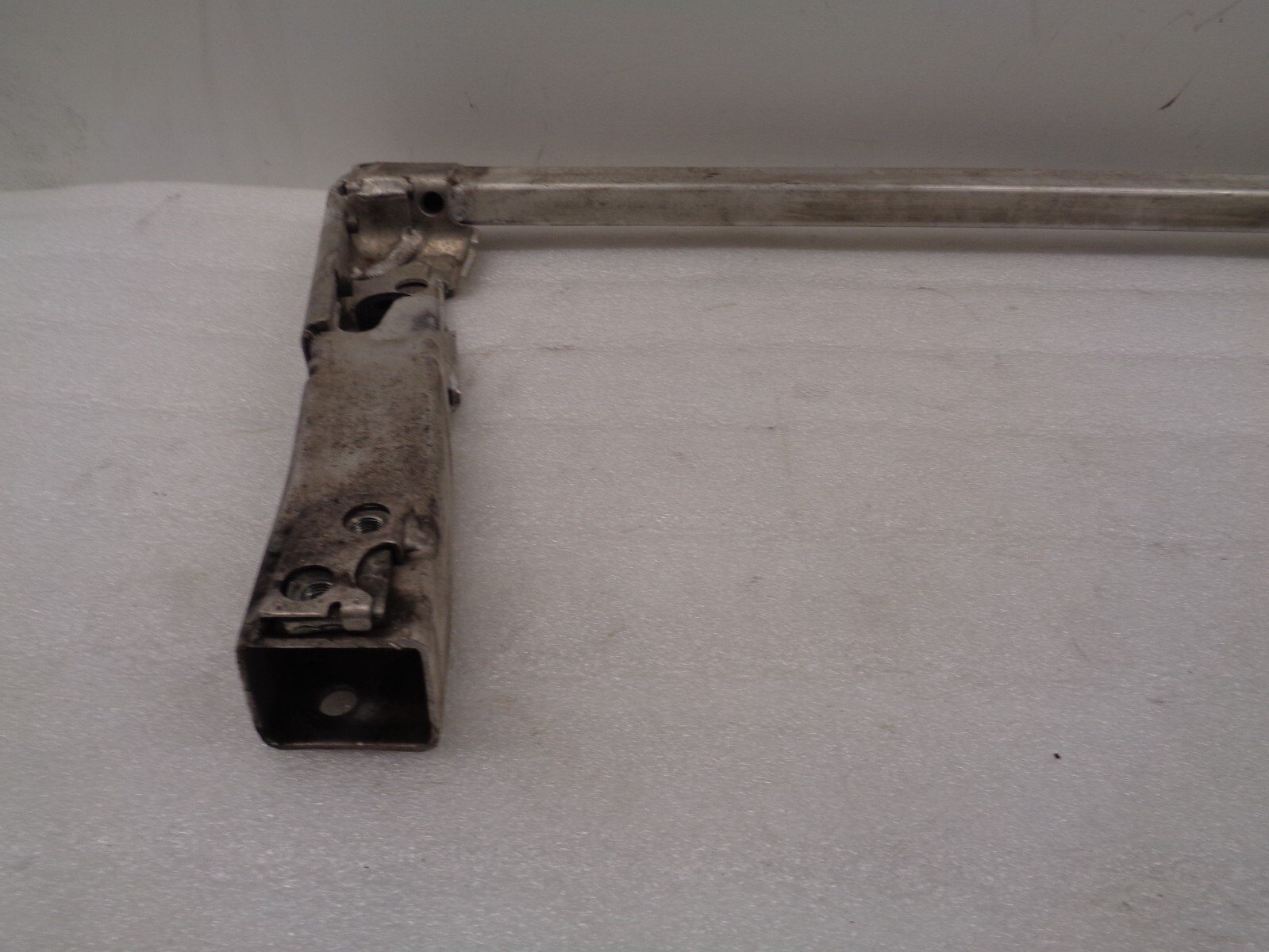 14-20 Maserati Ghibli Front Lower Third Load Crossmember Subframe OEM AK2402174