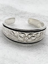 Sterling 925 Silver Vintage Southwestern Flower Ring Size 5.5 Weighs 1.5 Grams