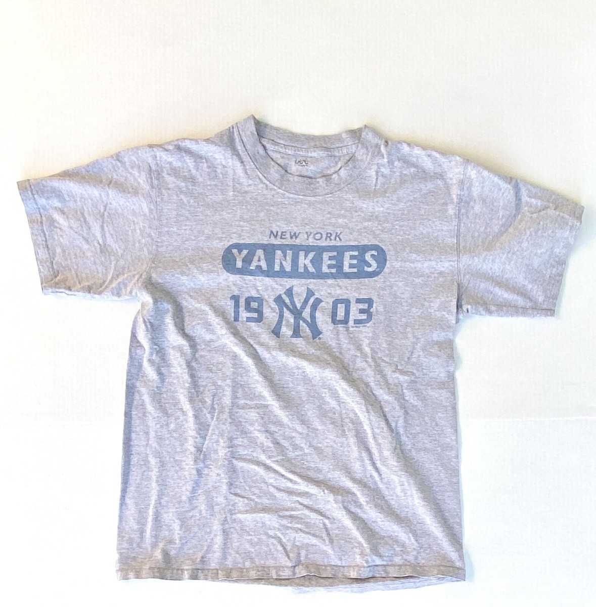 Lee Sports YankeesTシャツウェア MLB 90's Vintage New York Yankees Embroidered 90's T-Shirt Size Large