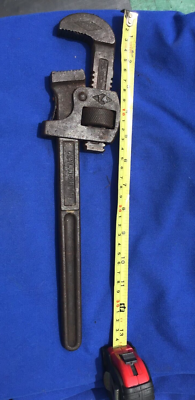 Lot 2 Clés à Pipe Stillson Record N°14 Et 12 Made In England Acier Forgé